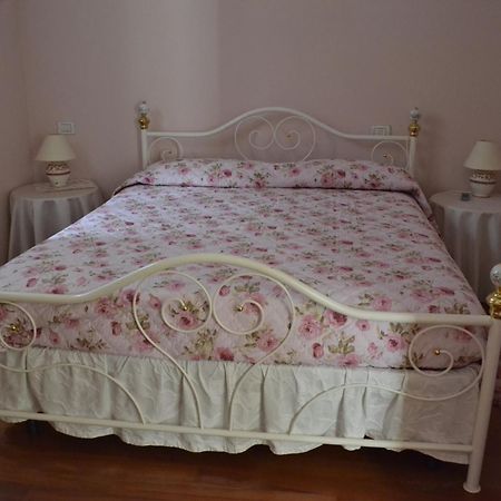 La Tenuta Del Giglio Villa Tavullia Bagian luar foto