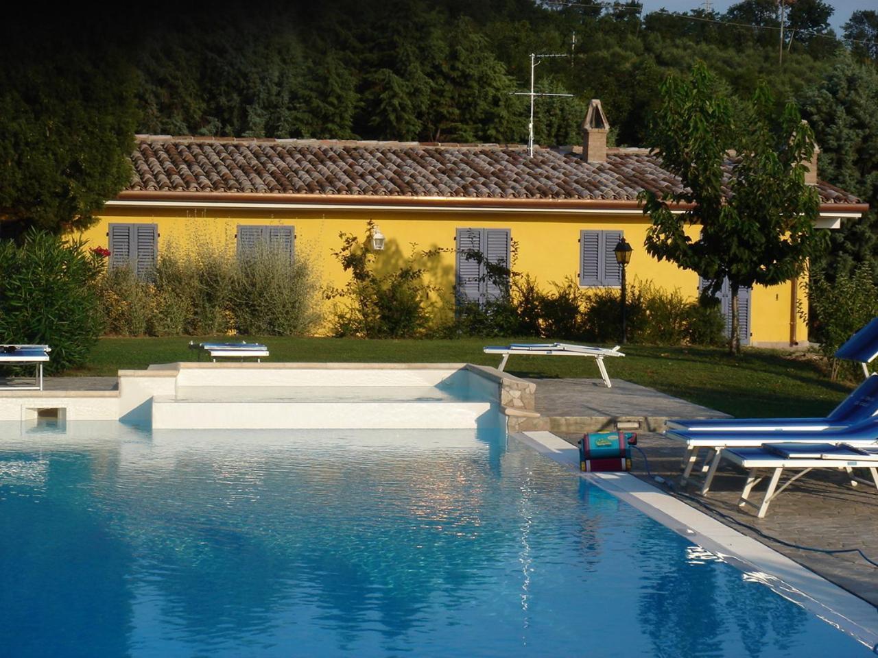 La Tenuta Del Giglio Villa Tavullia Bagian luar foto