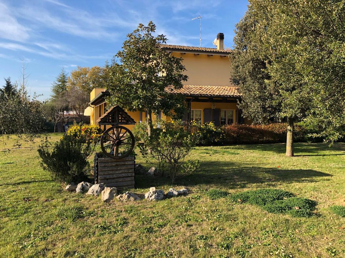 La Tenuta Del Giglio Villa Tavullia Bagian luar foto