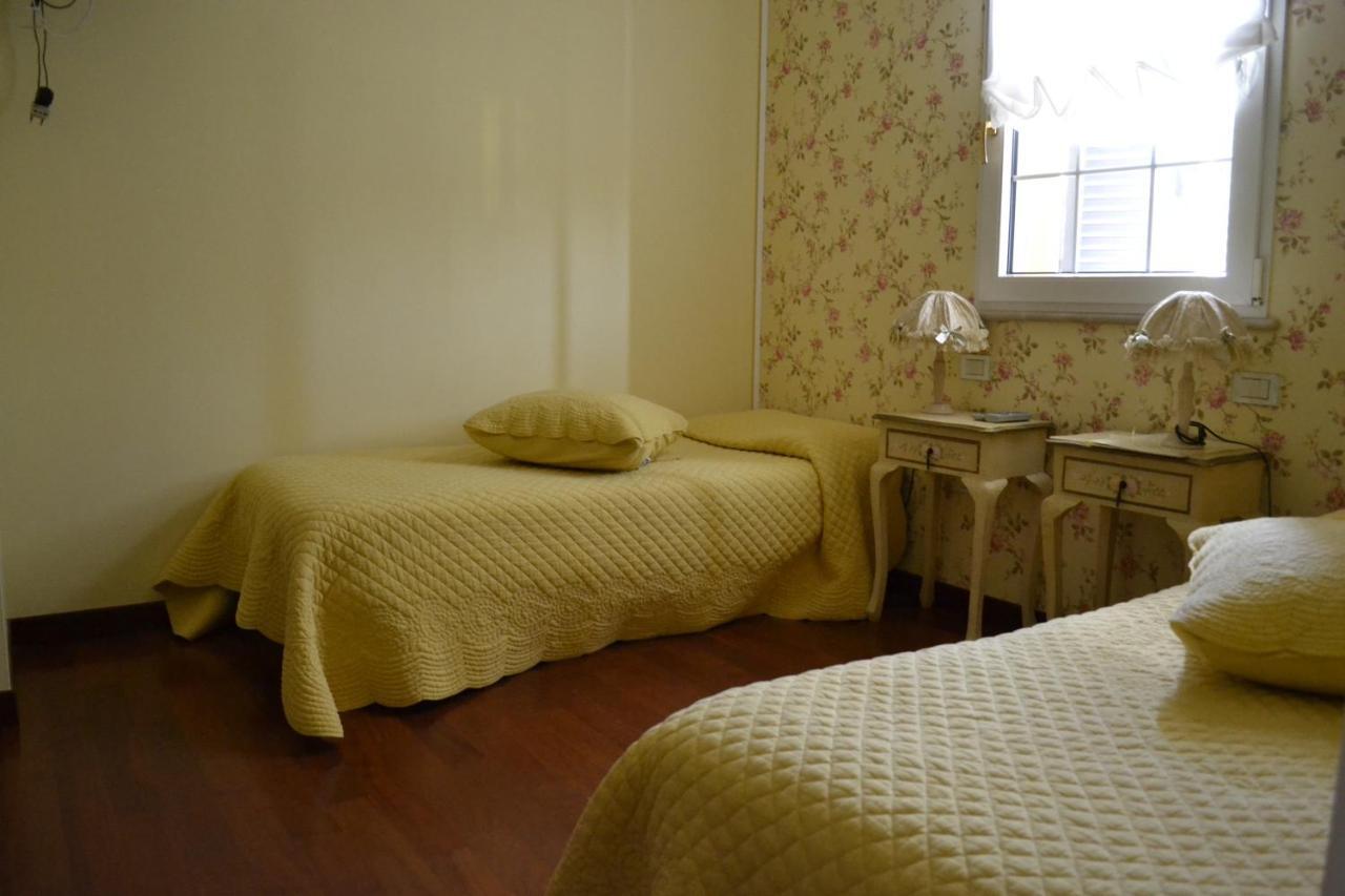 La Tenuta Del Giglio Villa Tavullia Ruang foto